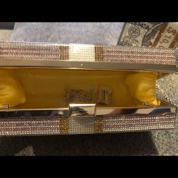 Rhinestone US Dollars Clutch Bag. - Picture 7 of 14